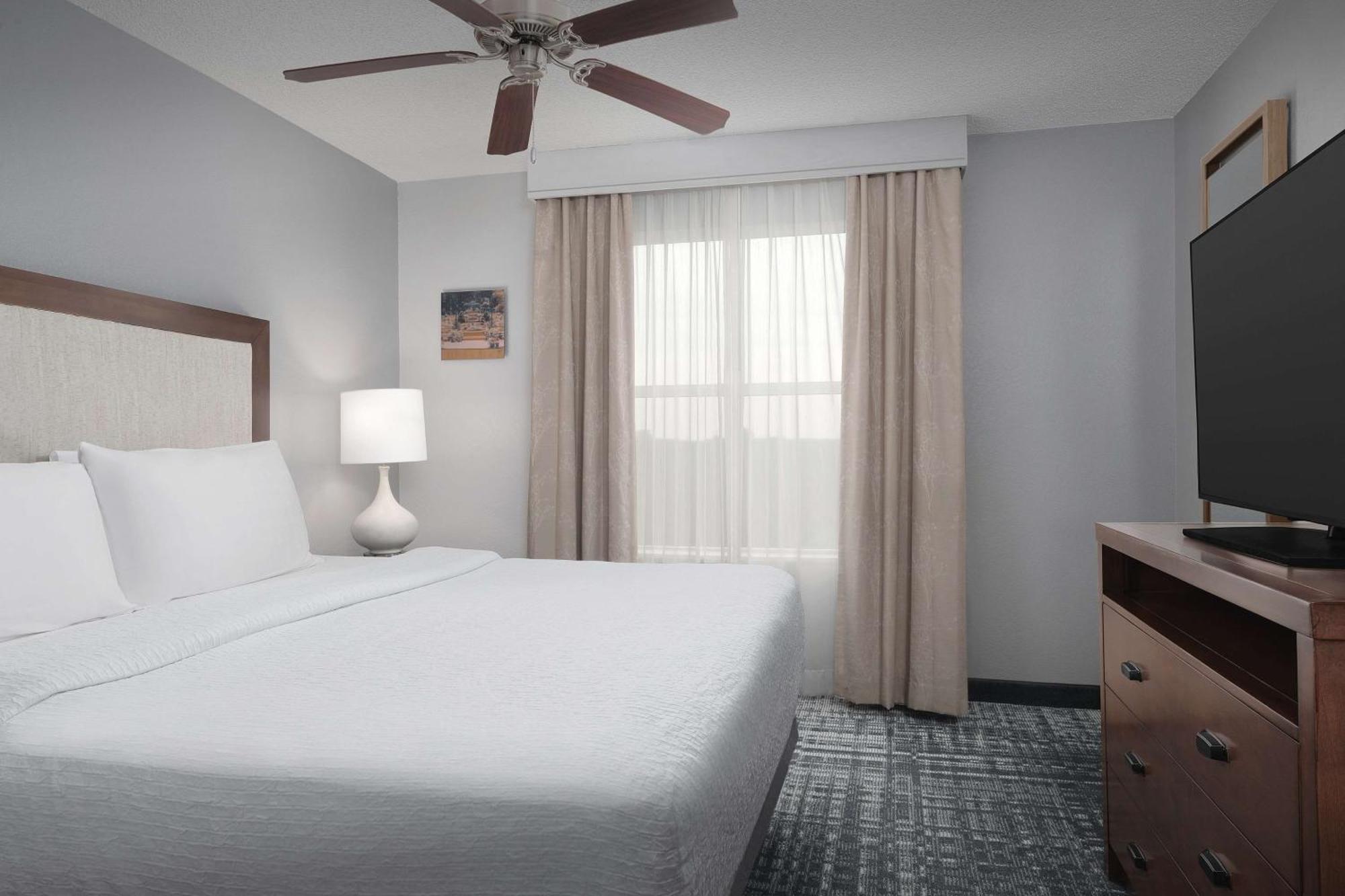 Homewood Suites By Hilton Raleigh-Durham Airport At Rtp Exterior photo
